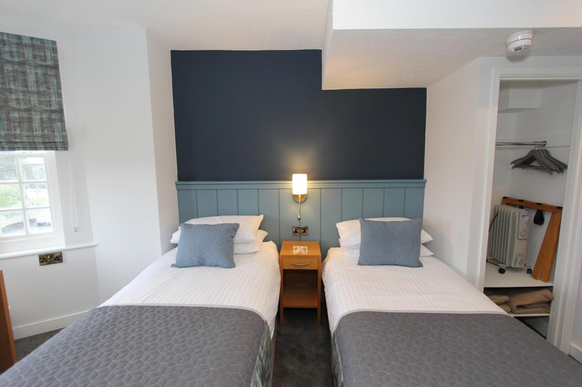 Gwesty Nanhoron Arms Hotel Nefyn Exteriör bild
