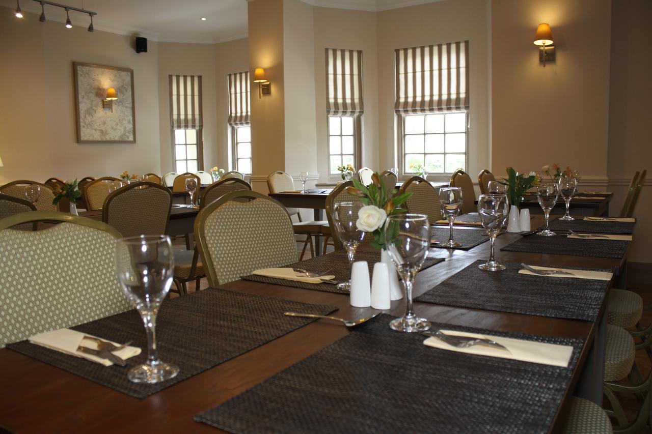 Gwesty Nanhoron Arms Hotel Nefyn Exteriör bild