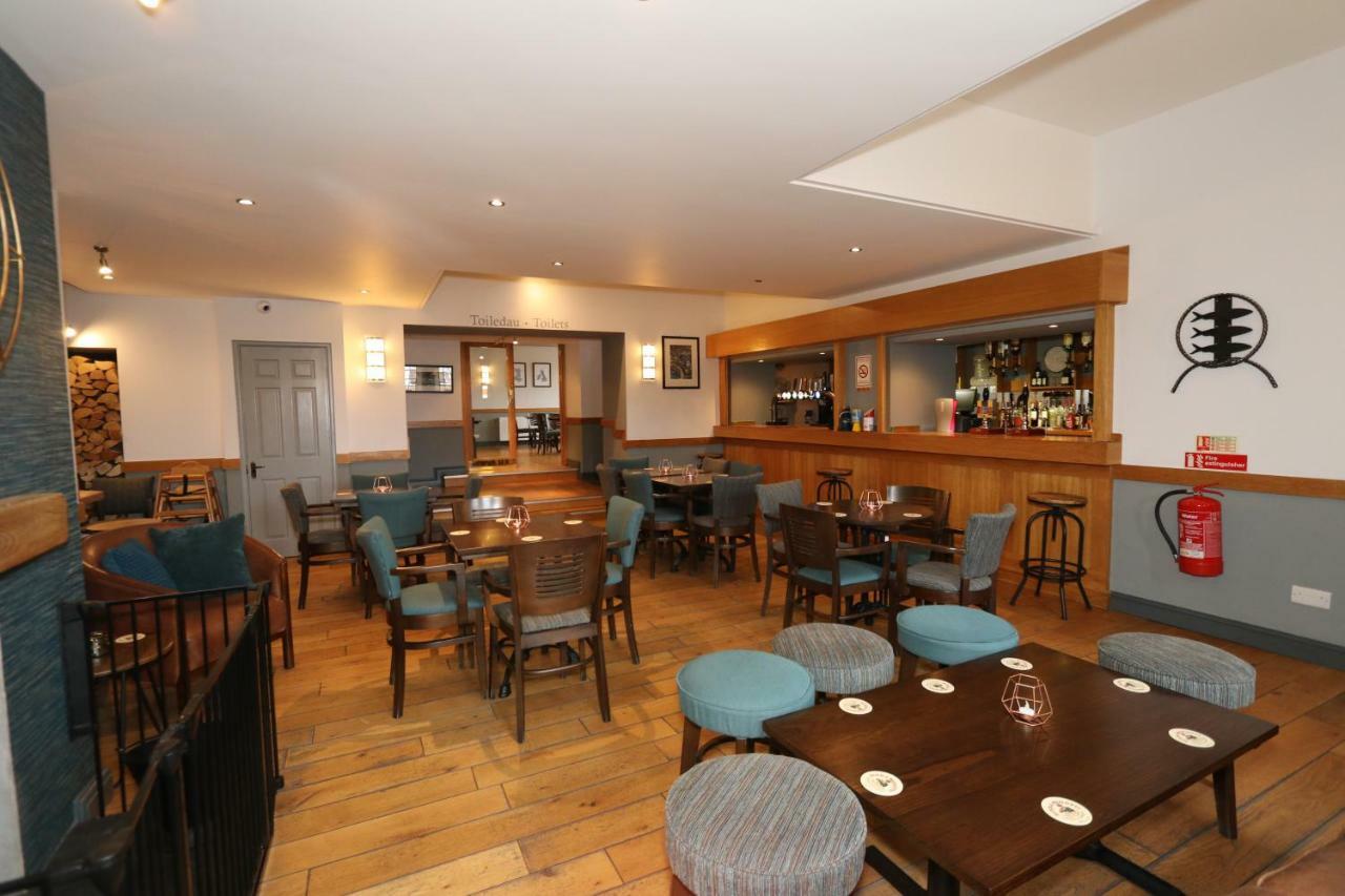 Gwesty Nanhoron Arms Hotel Nefyn Exteriör bild